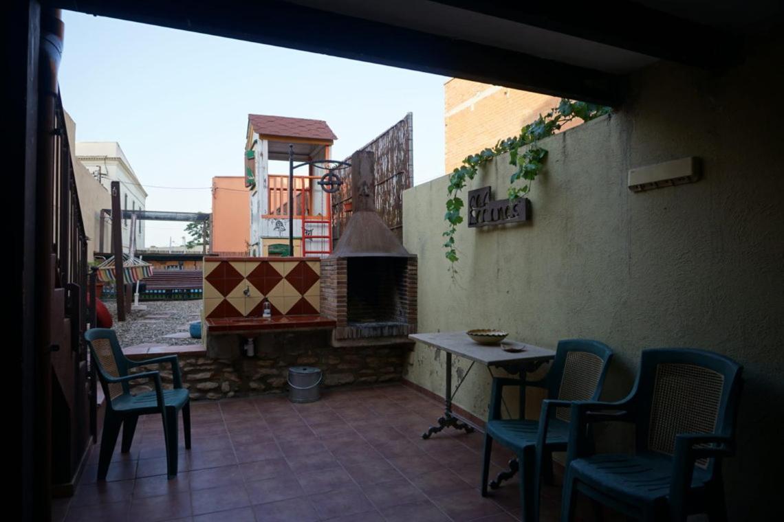 Casa Rural Cal Parines Vilabella Exterior foto